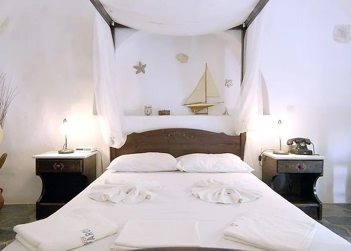 Kalimera Paros Szánda María