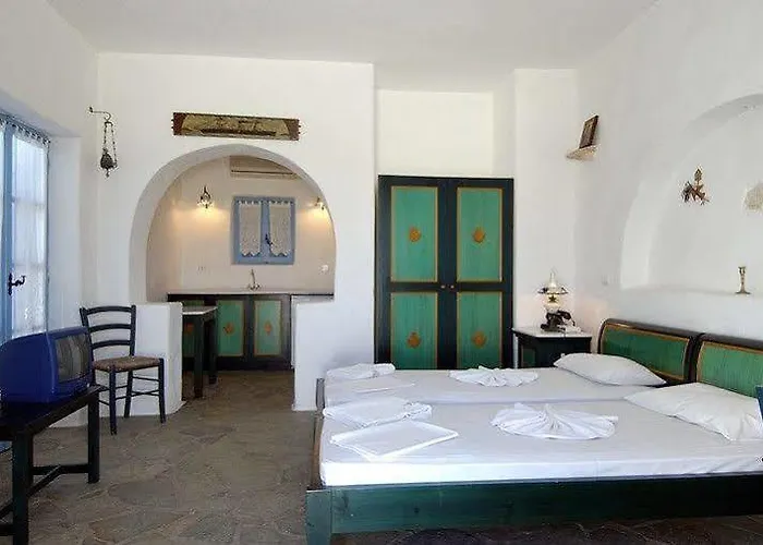 Kalimera Paros Szánda María