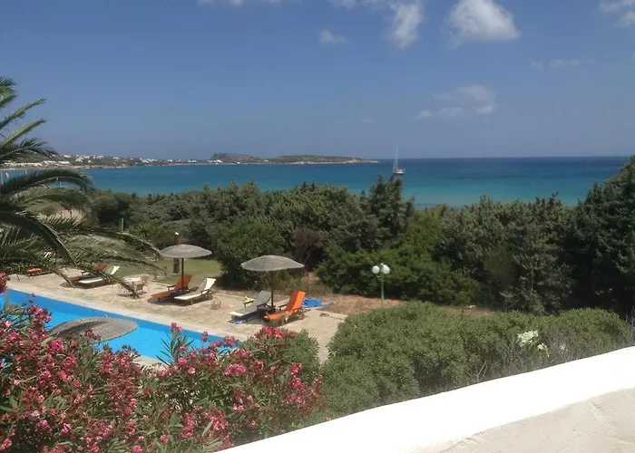 アパートホテル Kalimera Paros 3*